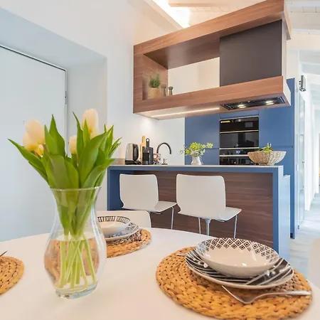 Muralto's Nest By Rent Como