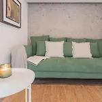 Muraltos Nest Apartment