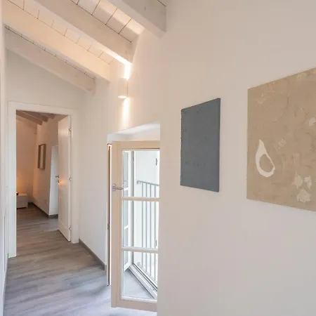 Daire Muralto's Nest By Rent Como
