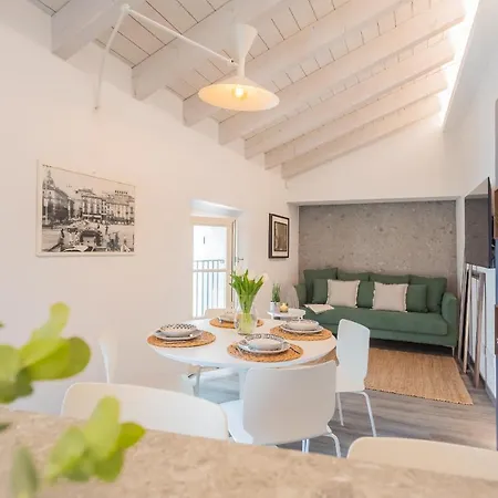 Daire Muralto's Nest By Rent Como