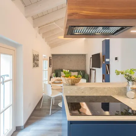 Muraltos Nest Apartment *