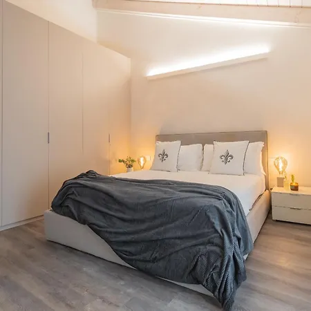 Daire Muralto's Nest By Rent