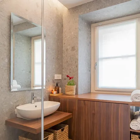 Muraltos Nest Apartment Como