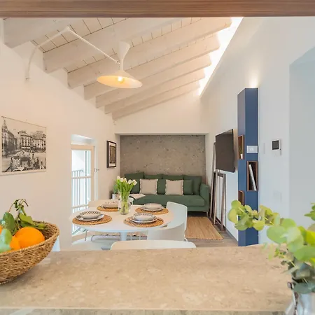 Muraltos Nest Apartment Como