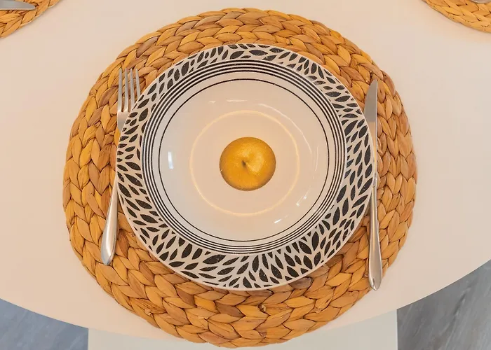 Muralto's Nest By Rent