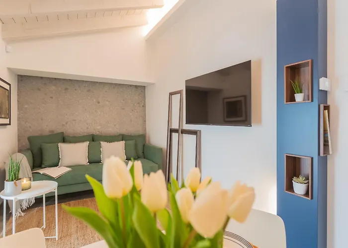 Apartment Muralto's Nest By Rent Como